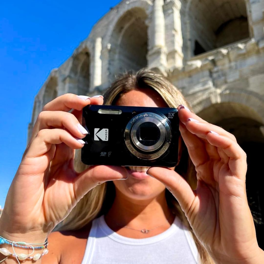 Point-and-Shoot Cameras That Are Actually Worth Buying — and the Ones to Skip